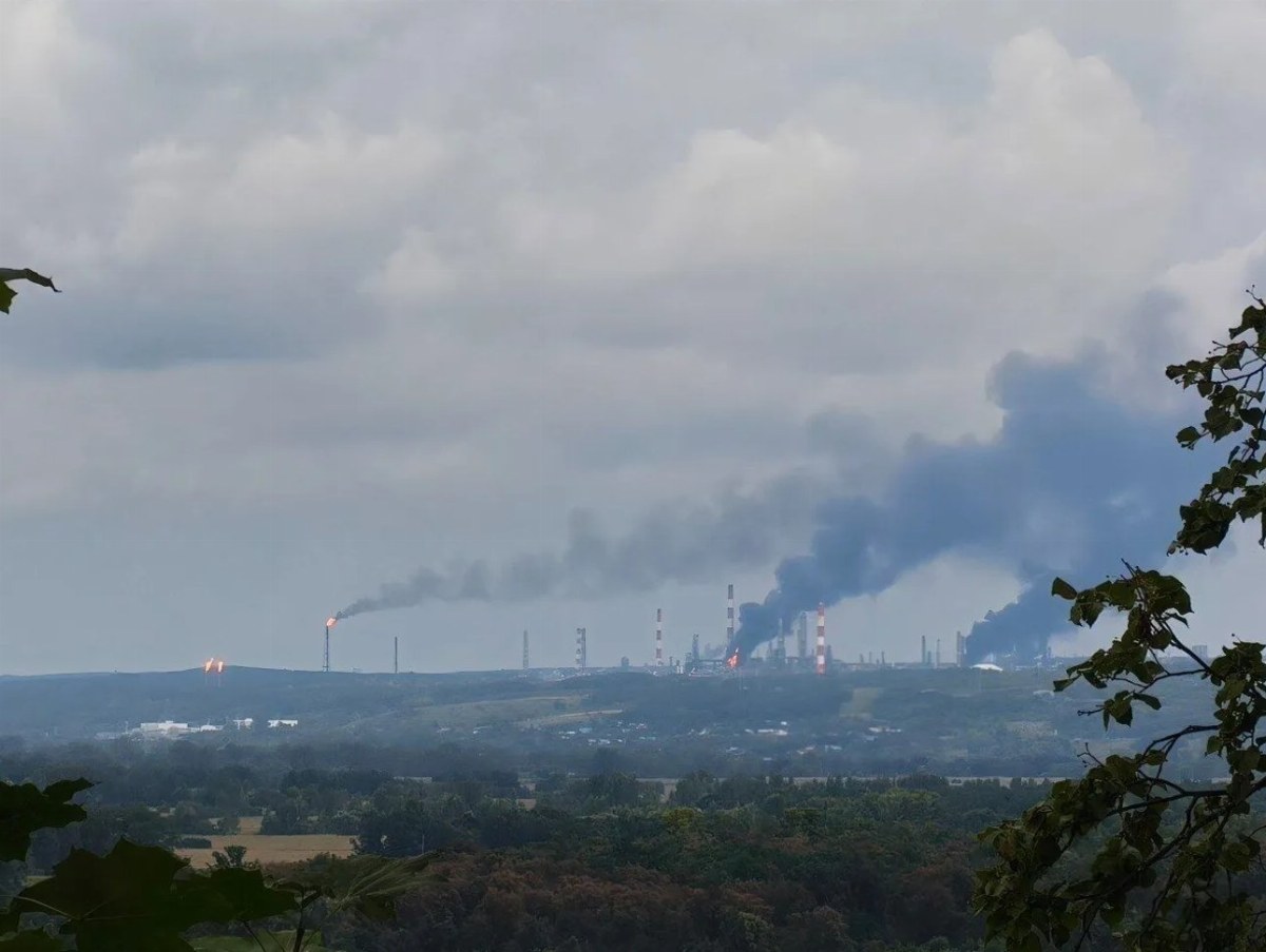 Drone Strike Causes Fire at Major Oil Refinery in Ufa, Russia — A drone attack on a key oil refinery in Ufa led to signi