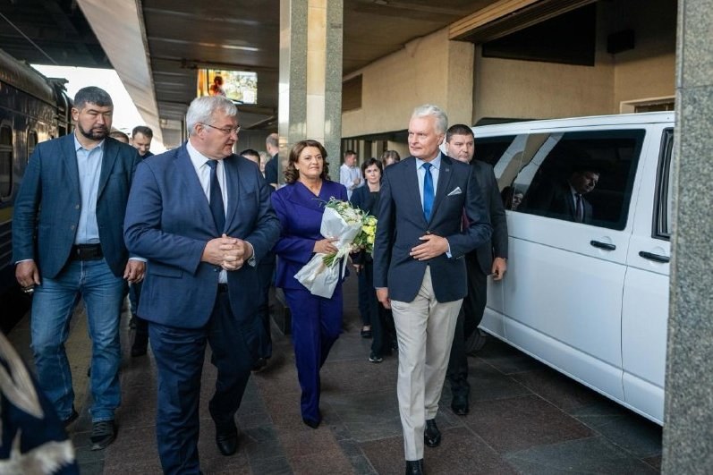 Lithuanian President Gitanas Nauseda Visits Kyiv for Independence Day Events — Lithuanian President Gitanas Nauseda arri