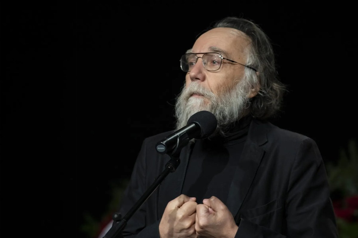 Aleksandr Dughin Calls for Depopulation of Major Russian Cities Amid Demographic Crisis — Russian ideologist Aleksandr D