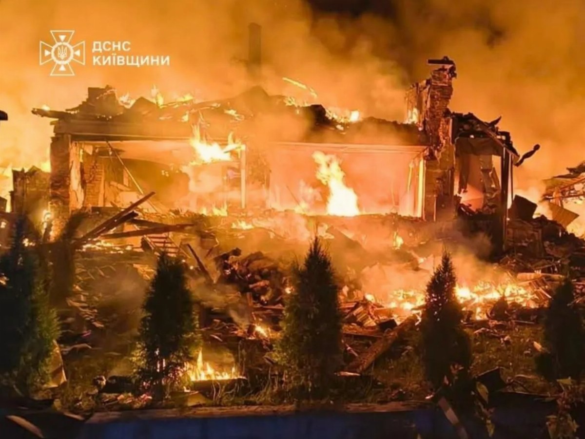 Russian Airstrikes Hit Kyiv and Brovary, Resulting in Casualties — A Russian attack on Kyiv and the Brovary region cause