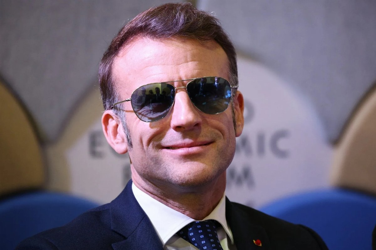 Emmanuel Macron Faces Backlash for Jet Ski Photos Amid Heatwave — Olivier Faure criticizes Macron for enjoying jet ski l