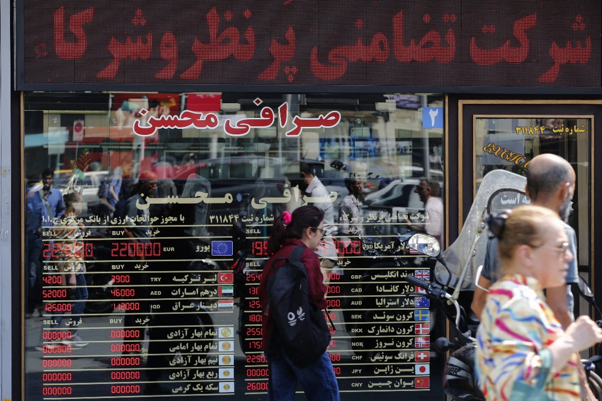 Iranian Leaders Acknowledge Economic Impact of Sanctions — Iranian officials recognize the severe economic effects of U.