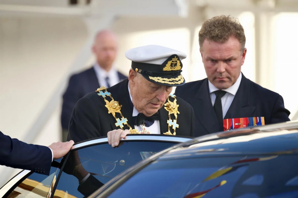 Norwegian King Harald's Health Deteriorates; Family Called to His Side — King Harald of Norway, Europe's oldest monarch,