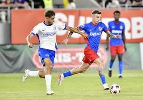 Farul Constanța's Coach Demands New Players Amid Injury Concerns — Coach Ioan Ovidiu Sabău highlights Denis Alibec's rec