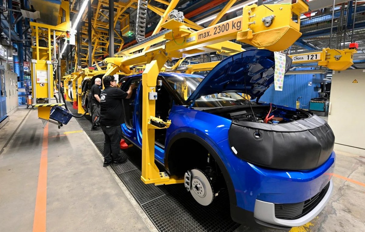 Germany's Automotive Sector Sees Job Losses Reach Two-Decade Low — Job losses in Germany's automotive industry are accel