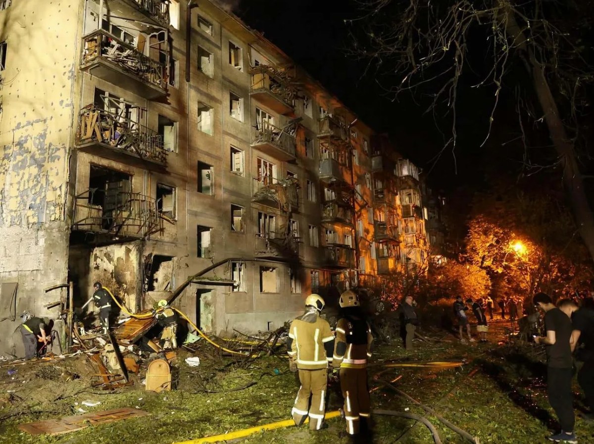 Nine Dead, 23 Injured in Russian Ballistic Attack on Kyiv — A Russian ballistic missile strike on Kyiv resulted in nine