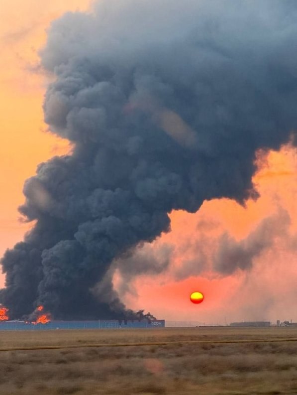 Three Ozon Warehouses Destroyed Overnight Amid Attacks in Russia — Three Ozon warehouses have been destroyed in overnigh