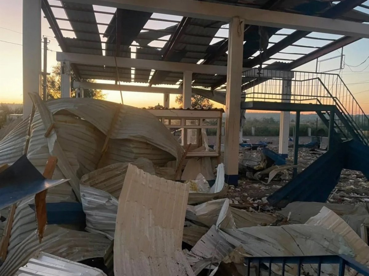 Russian Drone Attack Damages Border Crossing Between Moldova and Ukraine — A Russian drone strike has damaged a border p