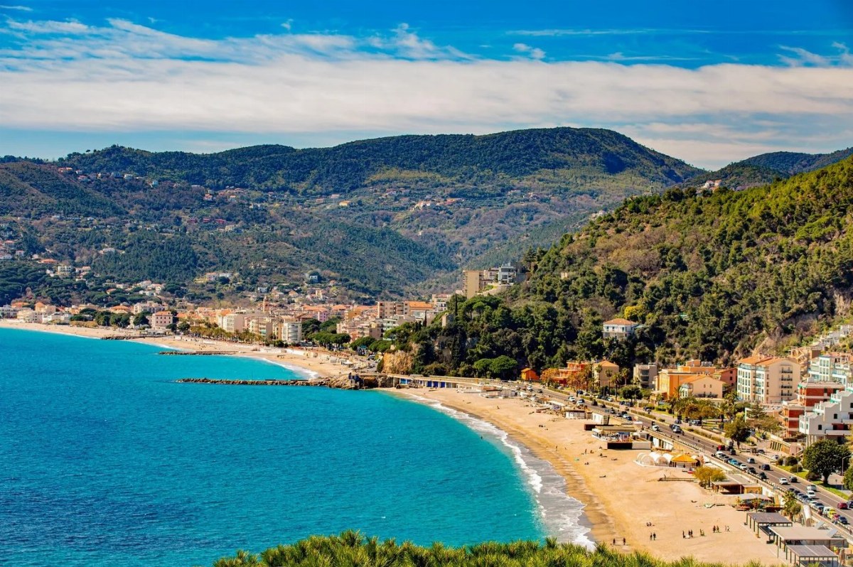 Controversy Erupts Over Beach Strip Management in Spotorno, Italy — A dispute over a 50-meter beach strip in Spotorno, I