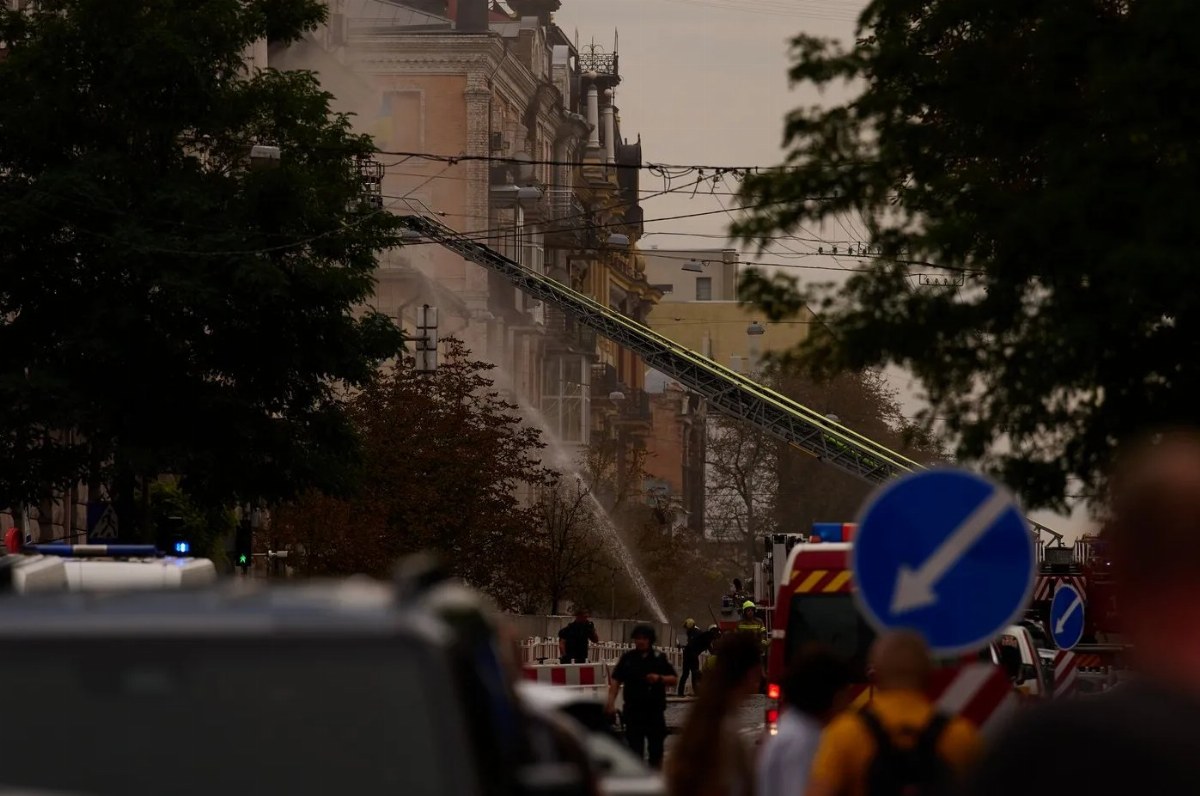 Russian Drone Strike Hits Ukrainian Security Service Headquarters in Kyiv — A Russian drone struck the Ukrainian Securit