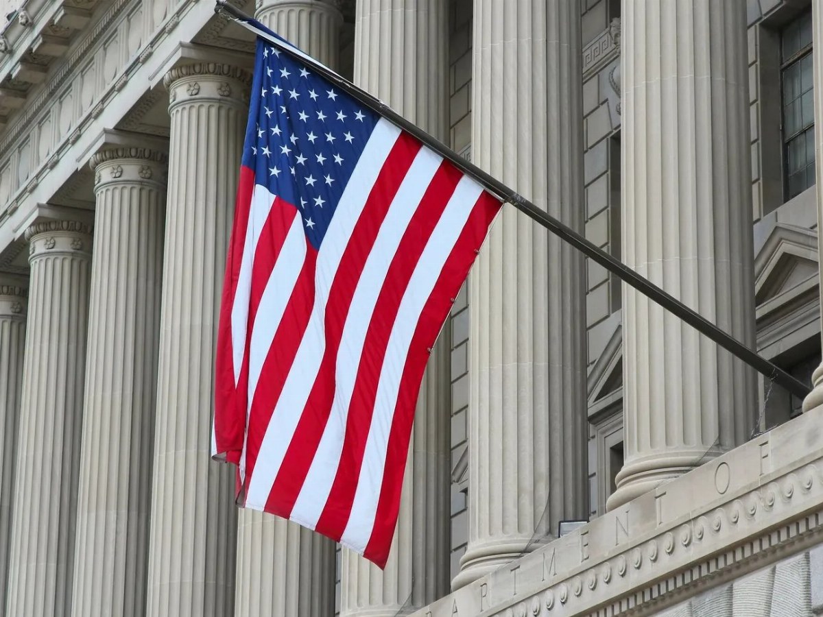 Ukraine to Purchase $2.6 Billion in Air Defense Systems and Missiles from U.S. — The U.S. State Department has approved