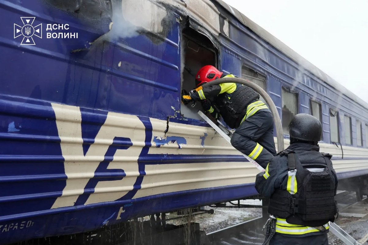 Kremlin Justifies Russian Strikes Near Poland as Military Missions — The Kremlin claims recent Russian attacks near Pola