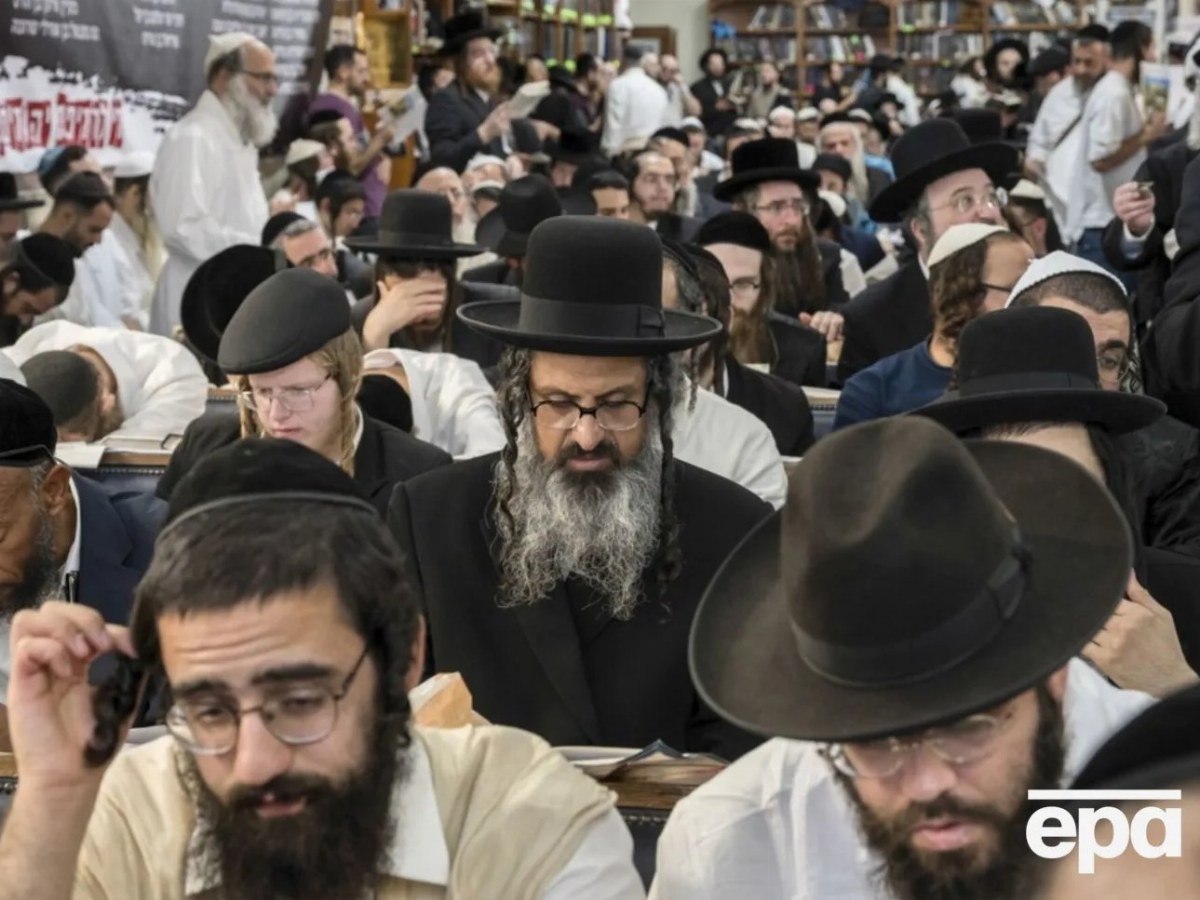 Uman Welcomes Record Tourist Revenue from Hasidic Pilgrims — This year, Hasidic pilgrims to Uman paid around 25 million