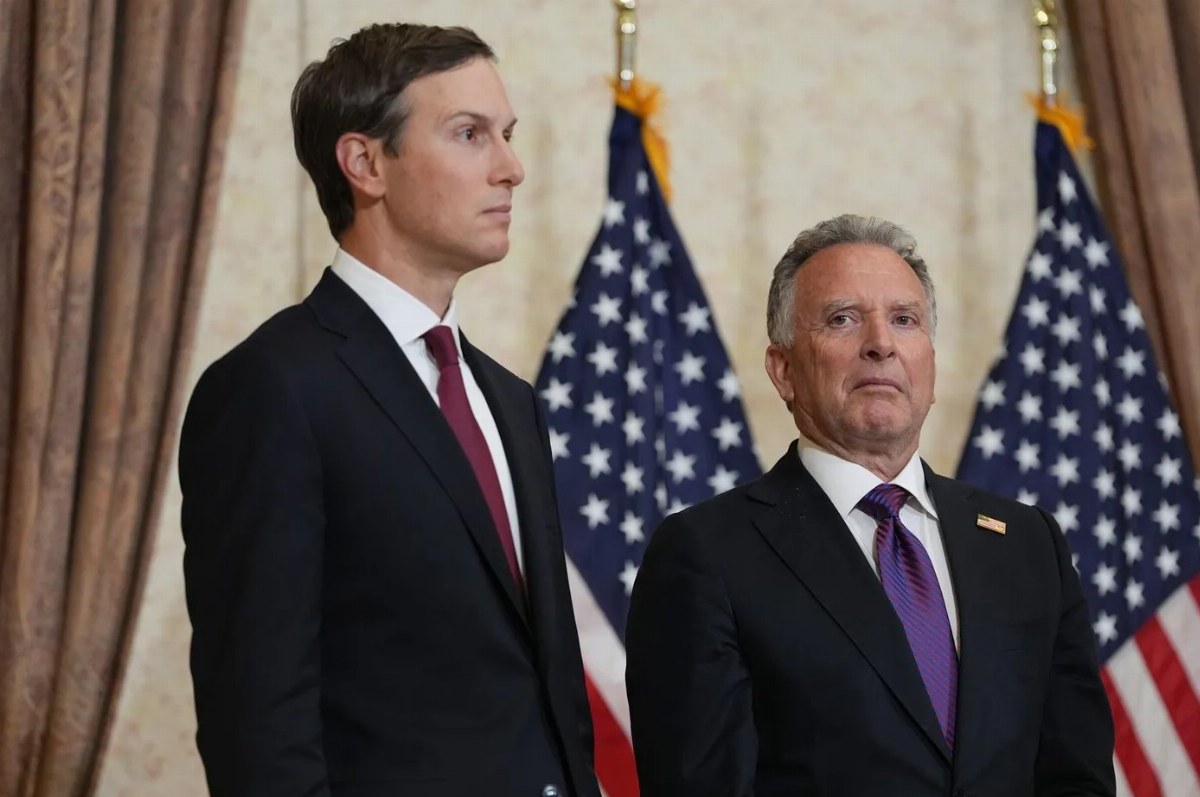 Trump Sends Envoys to Moscow and Kiev with Peace Proposal for Ukraine — Donald Trump announced he is dispatching Jared K