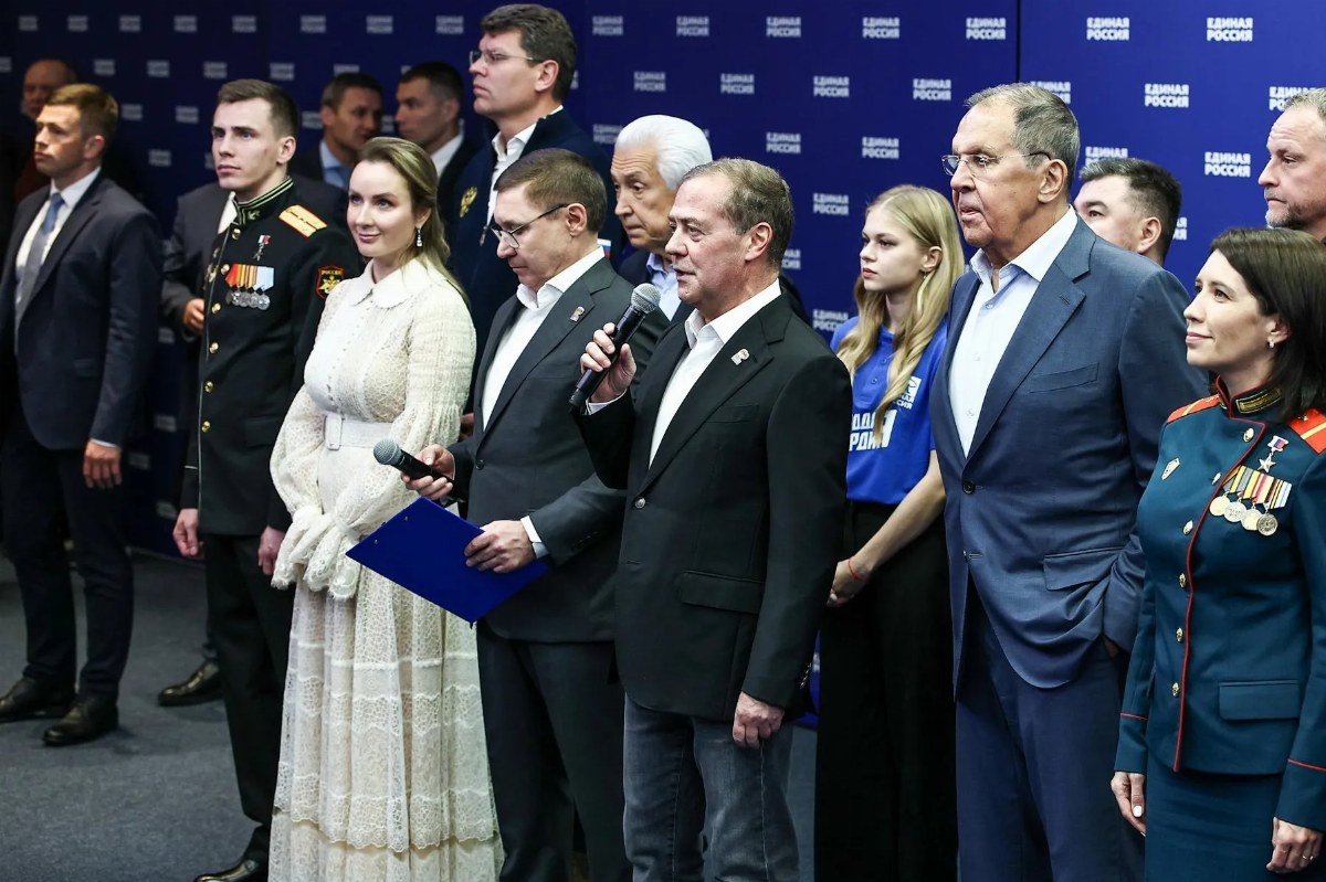 Putin's Party Secures 80% Majority in Russian Parliament Elections — Reports indicate that the pro-Kremlin party 'United