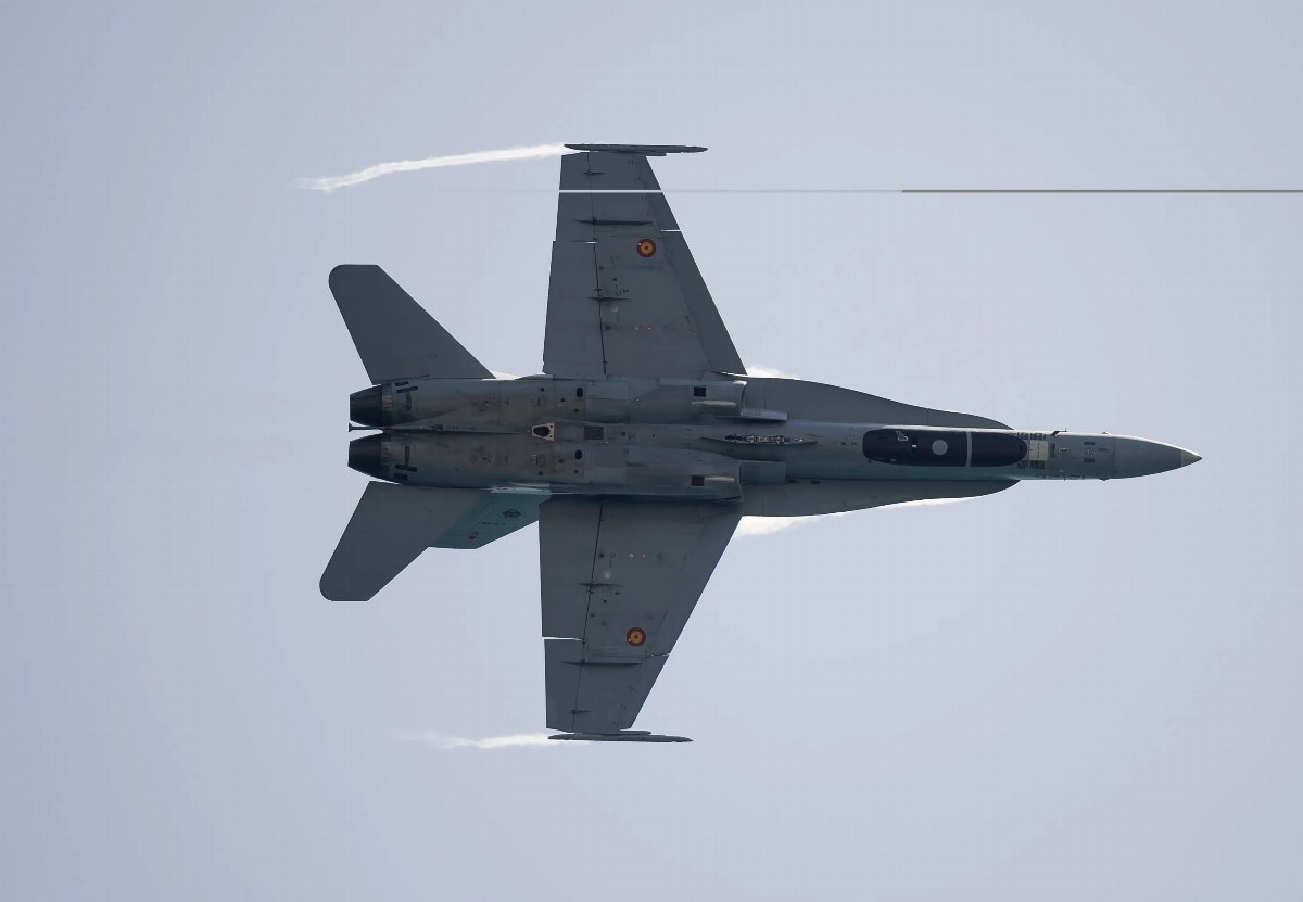 F-18 Fighter Jets Deployed Amid Drone Activity Near Romania-Ukraine Border — Romanian military detects drone activity ne