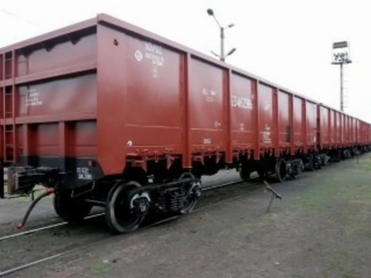 Rail Freight in Frontline Regions Faces Disruption Without Government Plan — Rail freight volumes in Ukraine's frontline