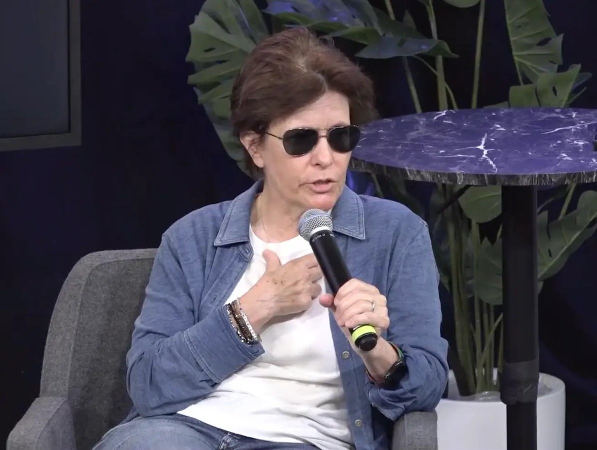 Key Traits of Successful Companies According to Kara Swisher — Kara Swisher identifies three essential traits that lead