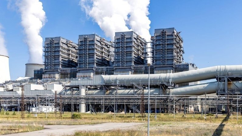 Homemade Rockets Target Germany's Largest Power Station — Authorities investigate an attempted attack on Germany's large