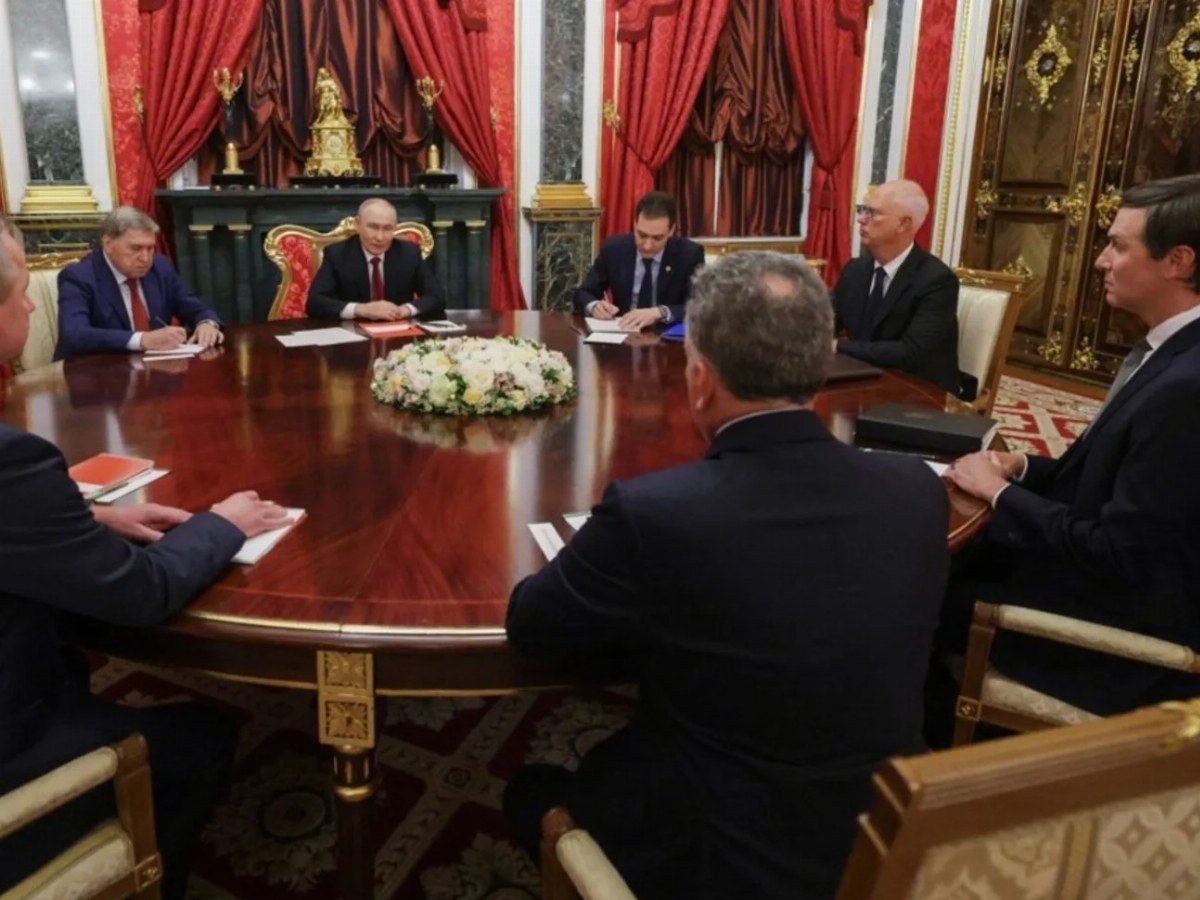 U.S. Officials Visit Moscow Amid Ongoing Sanctions Discussions — U.S. representatives, including Treasury official Lang,