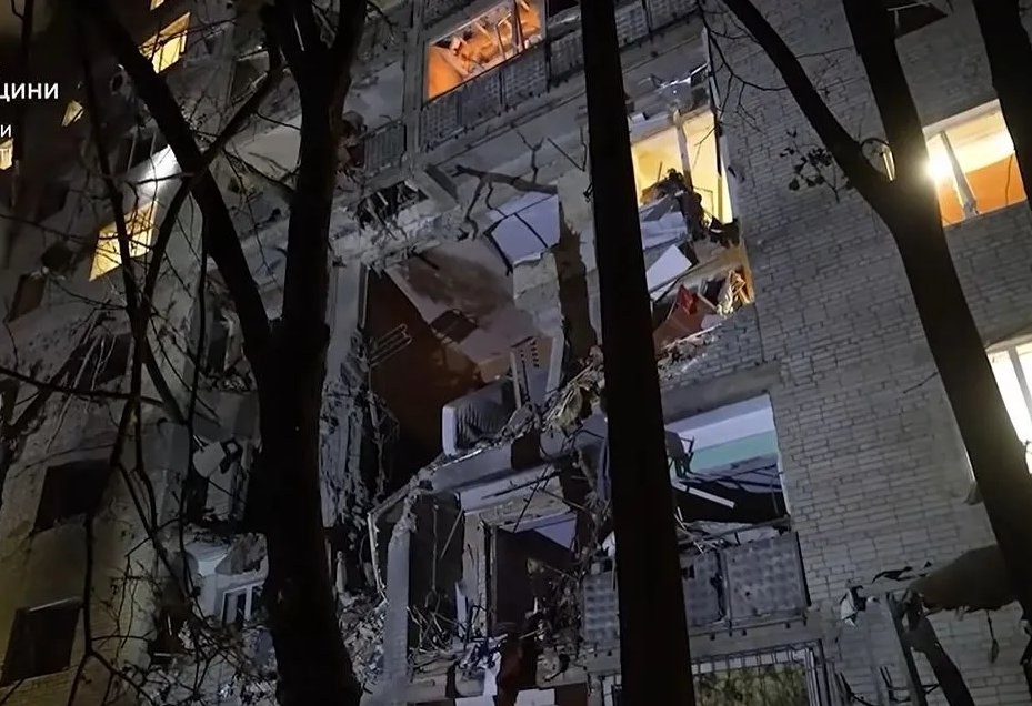 Russian Airstrike Targets Residential Area in Sumy, Ukraine — A Russian airstrike in Sumy, Ukraine, resulted in two fata