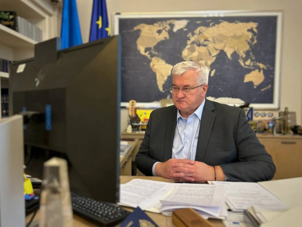 Sybiga Defends Zelensky Amid Trump's Controversial Remarks — Ukrainian Foreign Minister Sybiga supports President Zelens