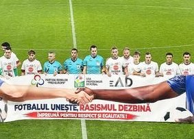 Daniel Pancu Advocates for Simple Solution to Combat Racism in Football — Rapid's coach Daniel Pancu proposes straightfo