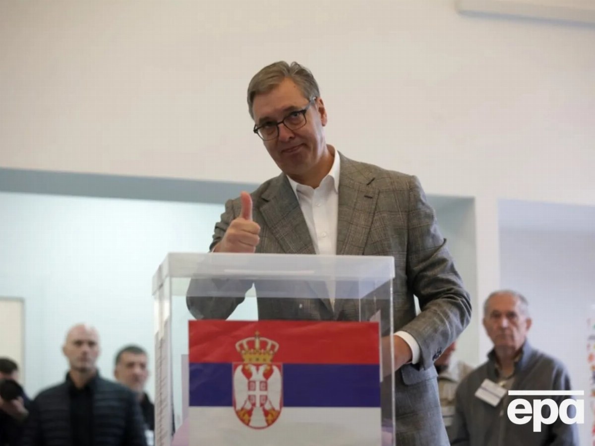 Serbia Holds Snap Parliamentary Elections Amid Protests — Vucic votes in Serbia's parliamentary elections as 18 lists co
