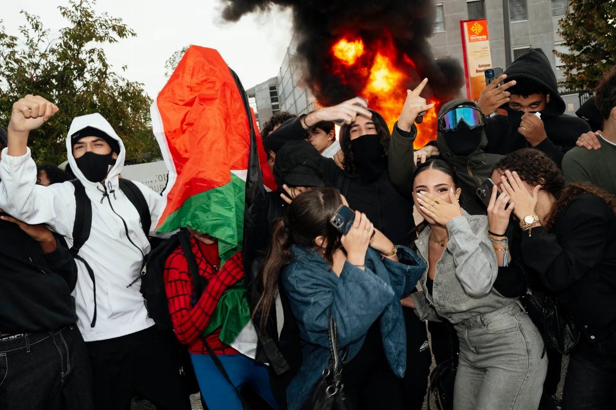 15-Year-Old Loses Hand Amid Ongoing Student Protests in France — A 15-year-old boy lost his hand during clashes with pol