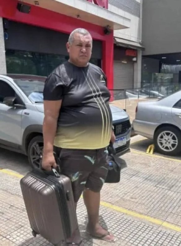 Brazilian Man Sells Everything to Reach Woman Turned AI Character — A Brazilian man sold all his belongings and traveled