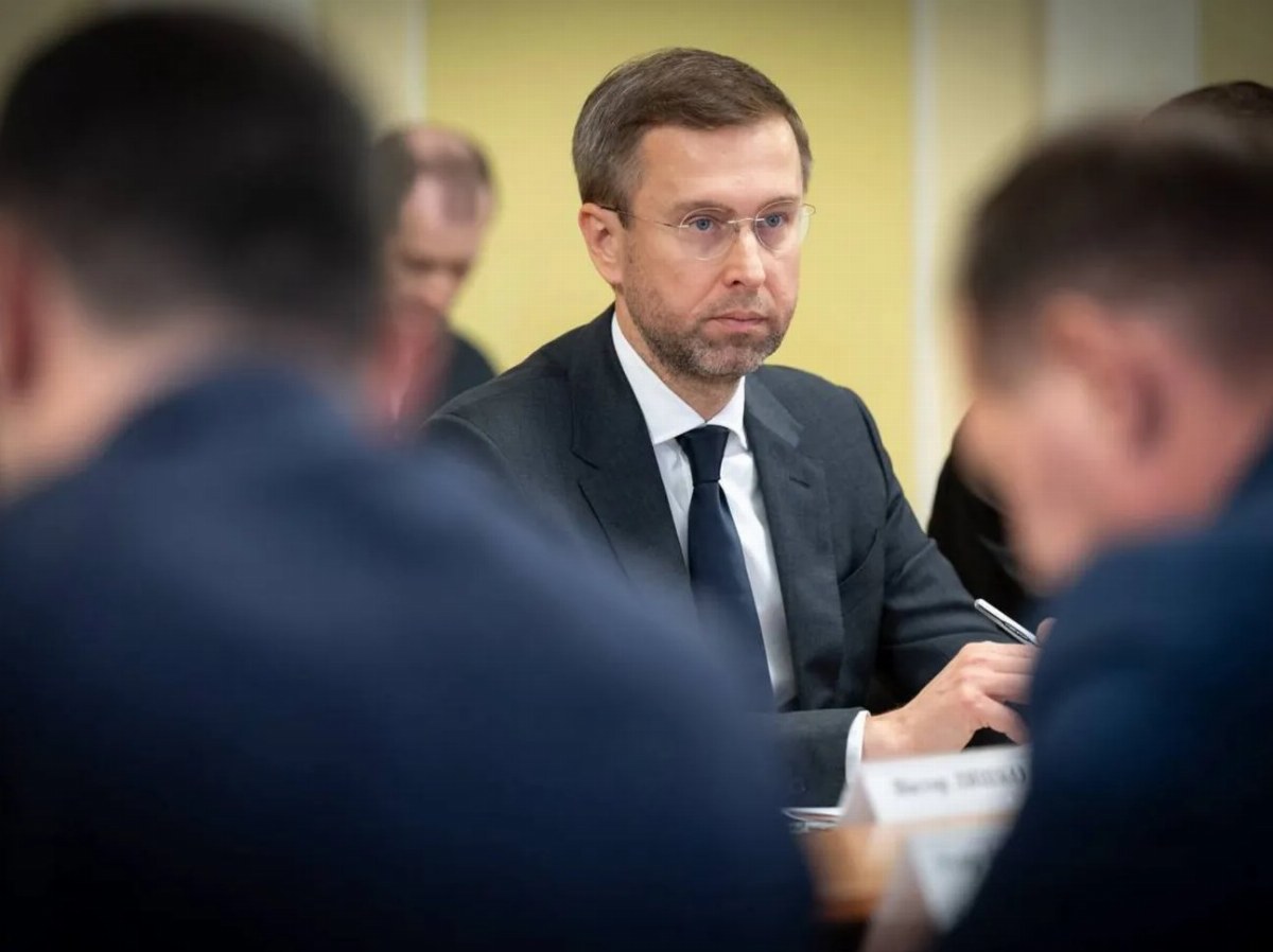 Ukraine Establishes Commission to Sell Sense Bank and Ukrgazbank — The Ukrainian Ministry of Finance has formed a commis