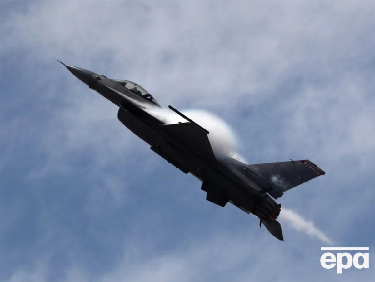 Zelensky Calls for F-16 Maintenance to Shift from Europe to Ukraine — Ukrainian President Zelensky urges relocation of F