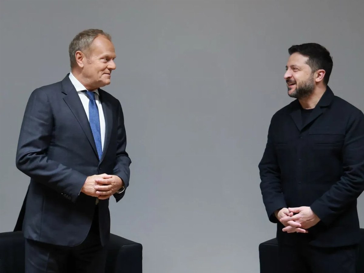 Zelensky Resumes Use of Polish Airport Amid Improved Relations — Ukrainian President Zelensky has shifted his travel bac