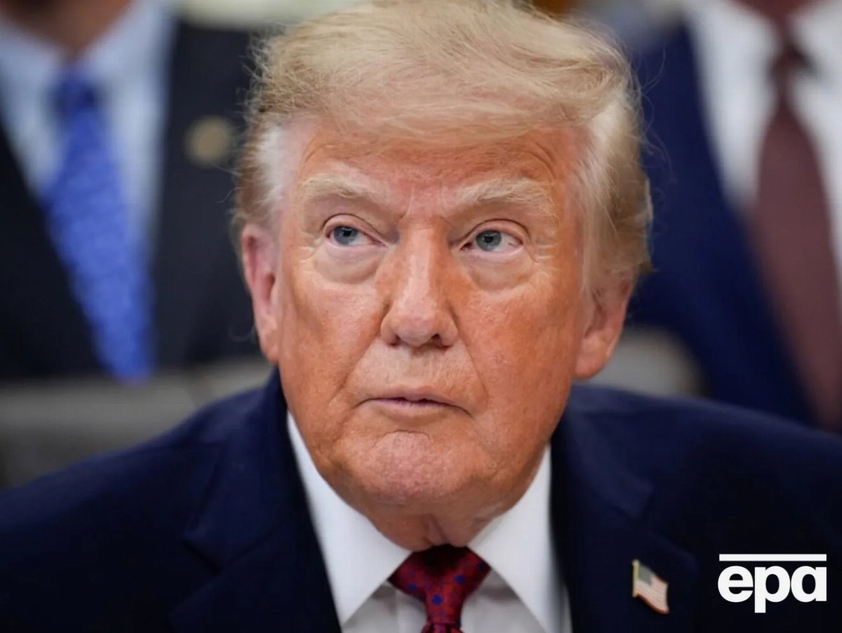 Ukraine Halts Attacks on Russian Oil Refineries Following Trump's Call — Ukraine has ceased strikes on Russian oil facil