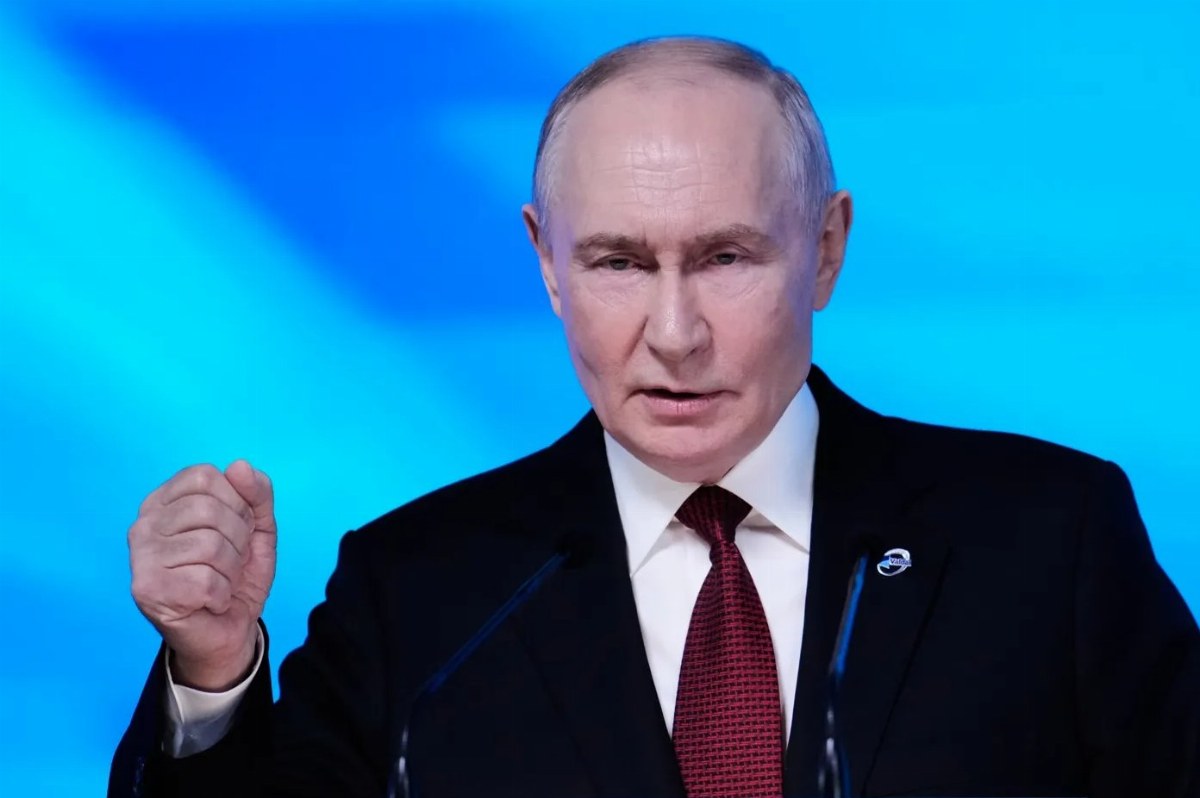 Putin Rejects Ceasefire Proposal for Long-Range Strikes in Ukraine — Russian President Vladimir Putin dismissed the idea